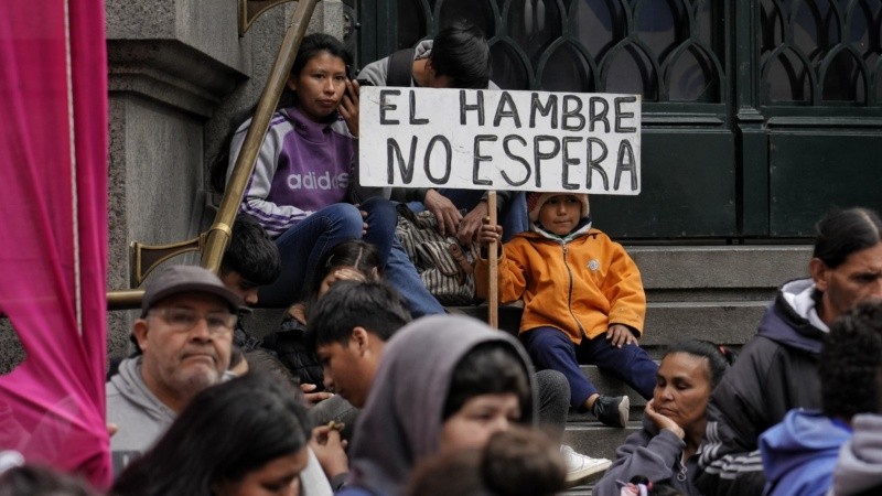 Para colaborar comunicarse al 3413722852.