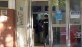 Murió un detenido que sufrió lesiones al romper la ventanilla del patrullero durante su traslado