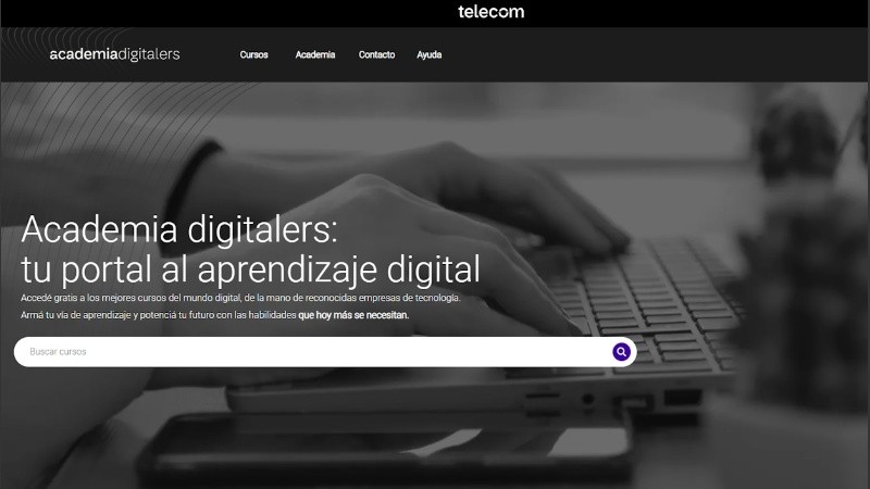 Academia digitalers fue desarrollada íntegramente por la software factory de Telecom, con talento interno y una visión clara de escalabilidad e innovación.
