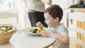 El estudio alude a la "crononutrición", es decir, cómo afecta al metabolismo el momento del día en que se ingieren los alimentos.