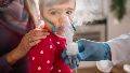 El VSR es la principal causa de infecciones respiratorias agudas bajas como bronquiolitis y neumonía en lactantes y niños pequeños.