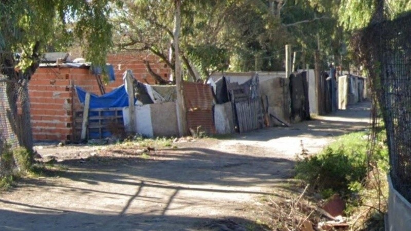 El cuerpo estaba en el pozo ciego de una casa precaria de villa La Cariñosa.