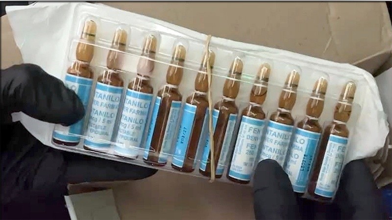 Las víctimas fatales fueron pacientes que recibieron el medicamento en contextos hospitalarios, muchos de ellos en unidades de cuidados intensivos o quirófanos.