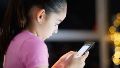 El acceso temprano a las redes sociales explica alrededor del 40% de la relación entre la propiedad de un móvil en la primera infancia y la mala salud mental posterior.